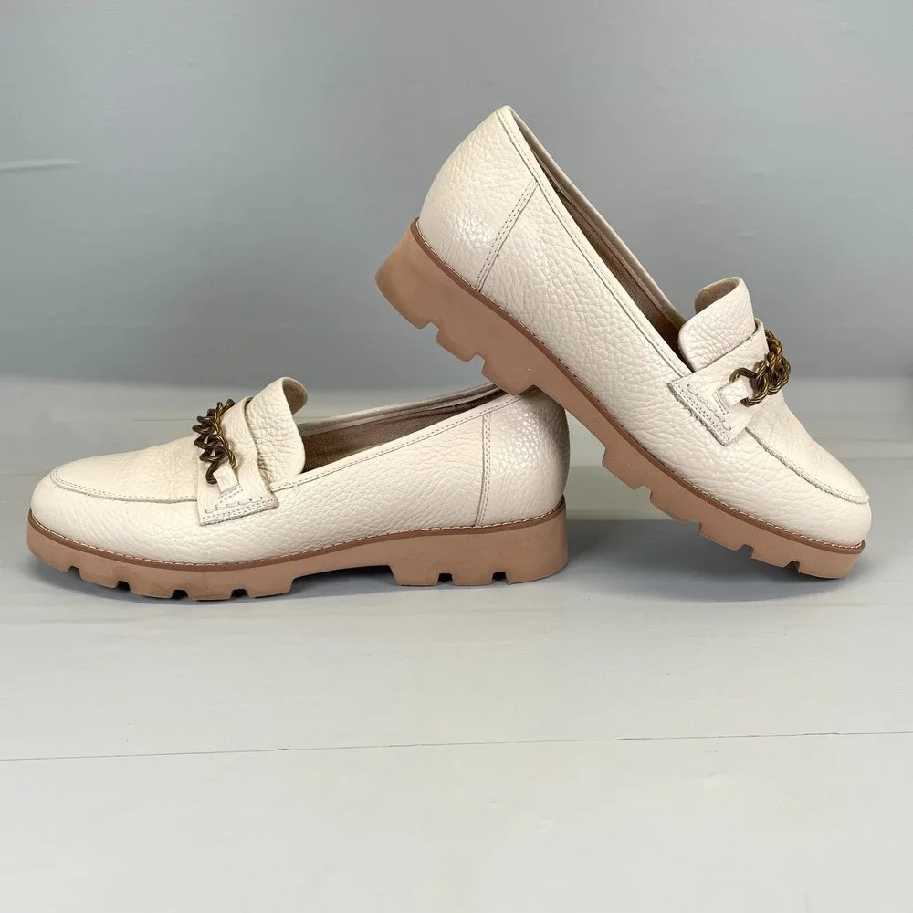 Vionic Emalyn Loafers Womens Size 9.5 Cream Beige Leather Lug Sole Comfort Shoes
